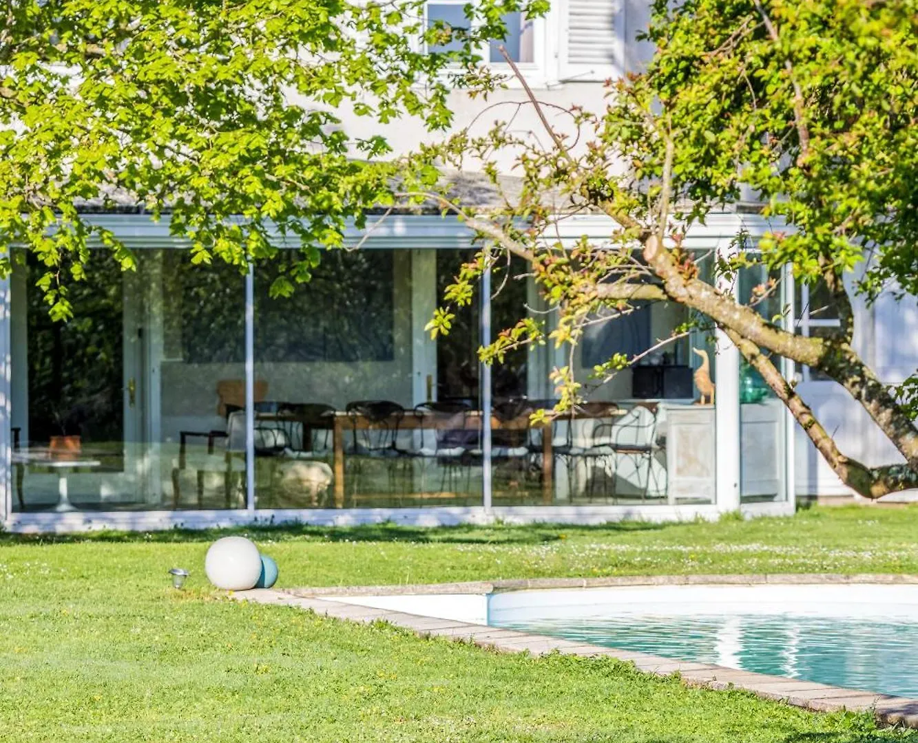 Domaine D'Aromm - Chambres D'Hotes & Gites - Piscine, Etangs & Animaux - Au Calme Ouches
