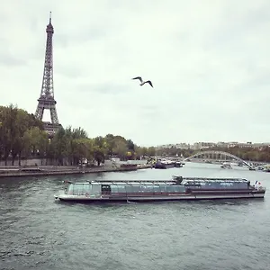 Eiffel Tower Champs De Mars , Paris France