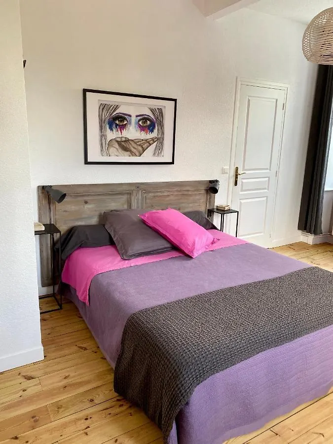 Domaine D'Aromm - Chambres D'Hotes & Gites - Piscine, Etangs & Animaux - Au Calme Ouches France