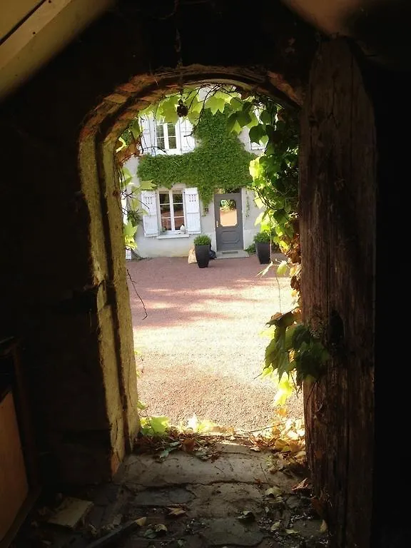 Domaine D'Aromm - Chambres D'Hotes & Gites - Piscine, Etangs & Animaux - Au Calme Ouches Guest house