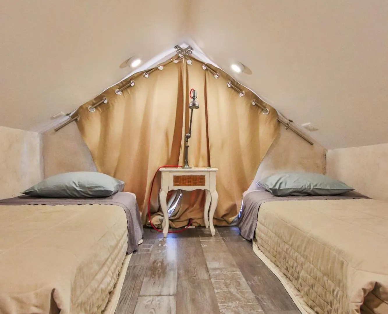 Domaine D'Aromm - Chambres D'Hotes & Gites - Piscine, Etangs & Animaux - Au Calme Ouches
